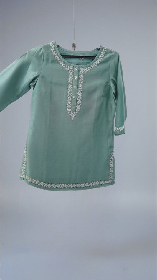 L7-P13: Sage Green Silk Short Top (XS)