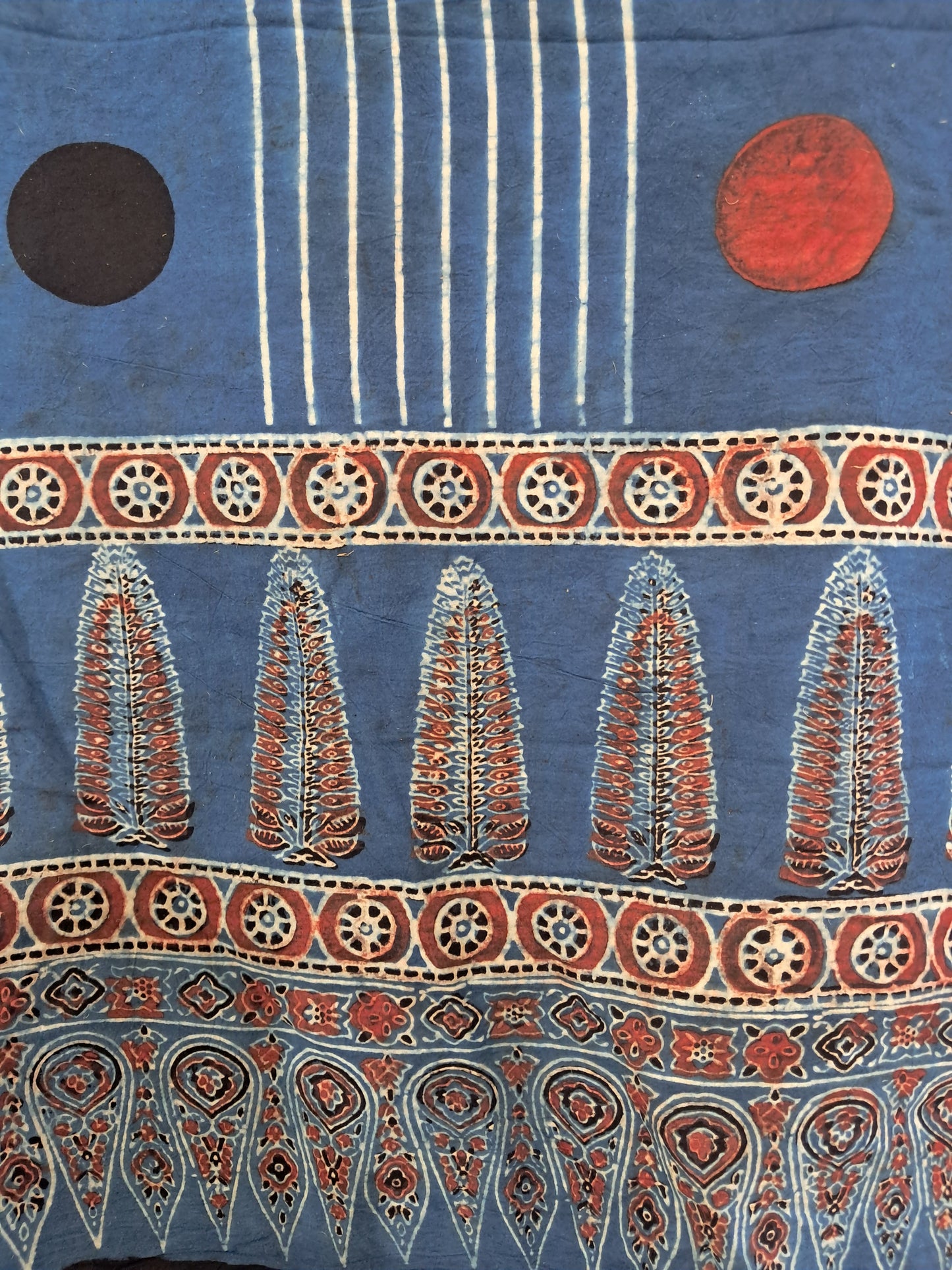 L4-P01: Indigo Circle Cotton Suit