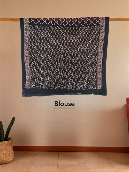 L4-P18: Black Half Circle Cotton Saree