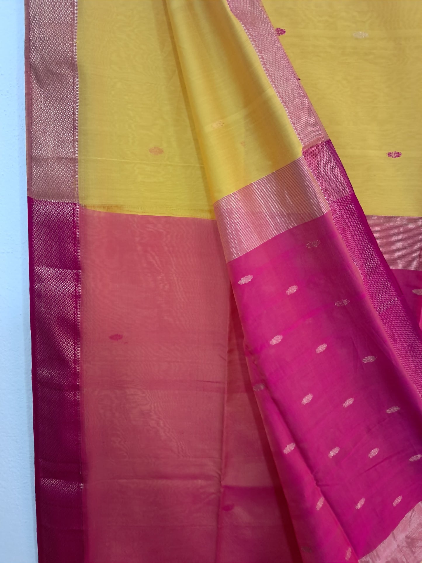 P08 - Lemon Yellow Maheshwari Cotton Silk Saree