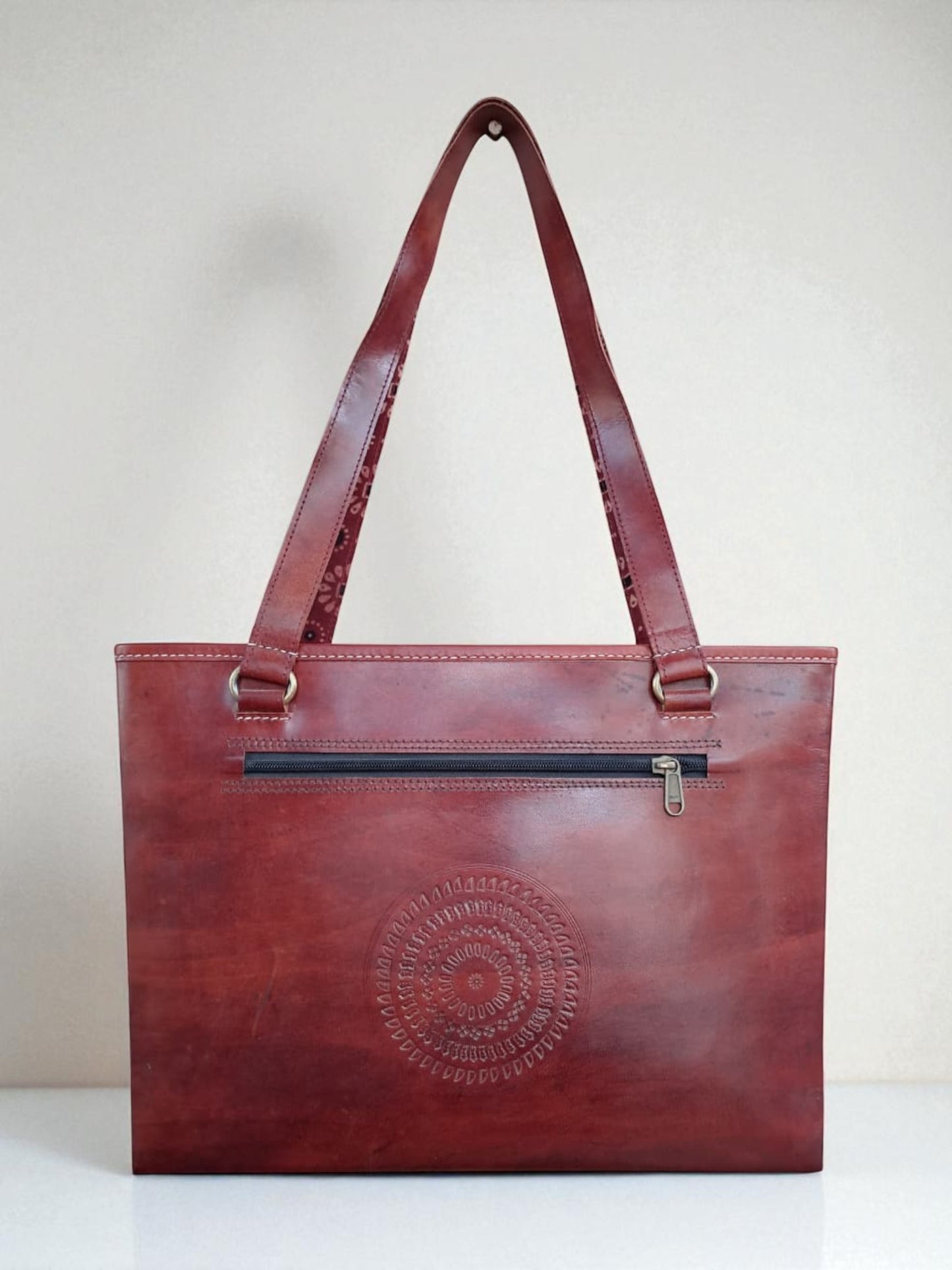 L5-P18: Embroidered Office Leather Bag