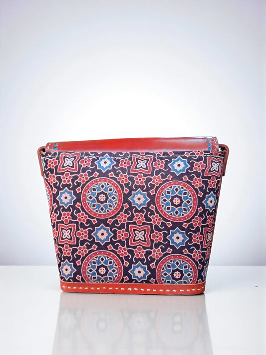 L5-P14: Three Art Bag