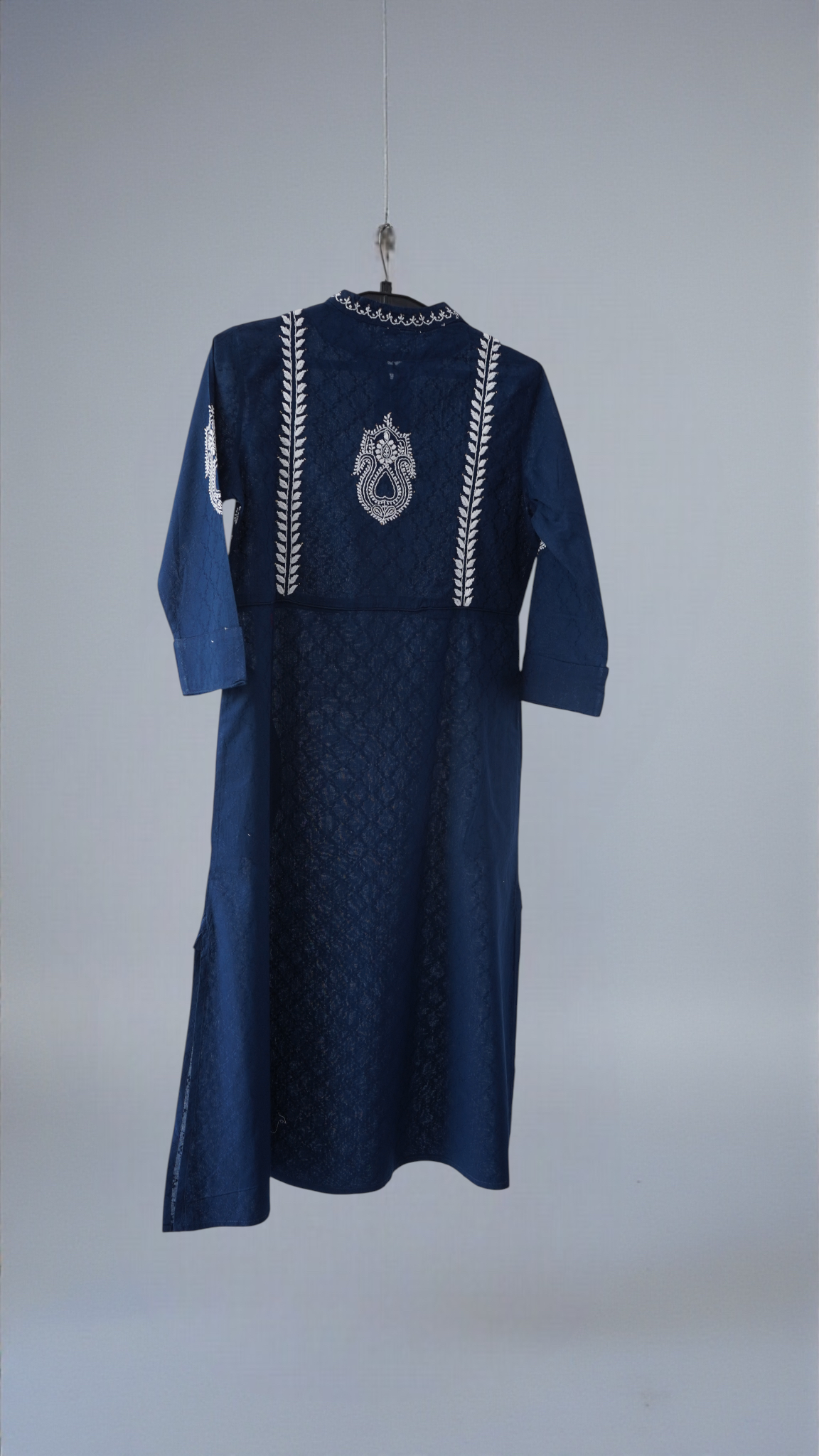 L7-P12: Navy Blue Cotton Chikankari Kurta (XS)