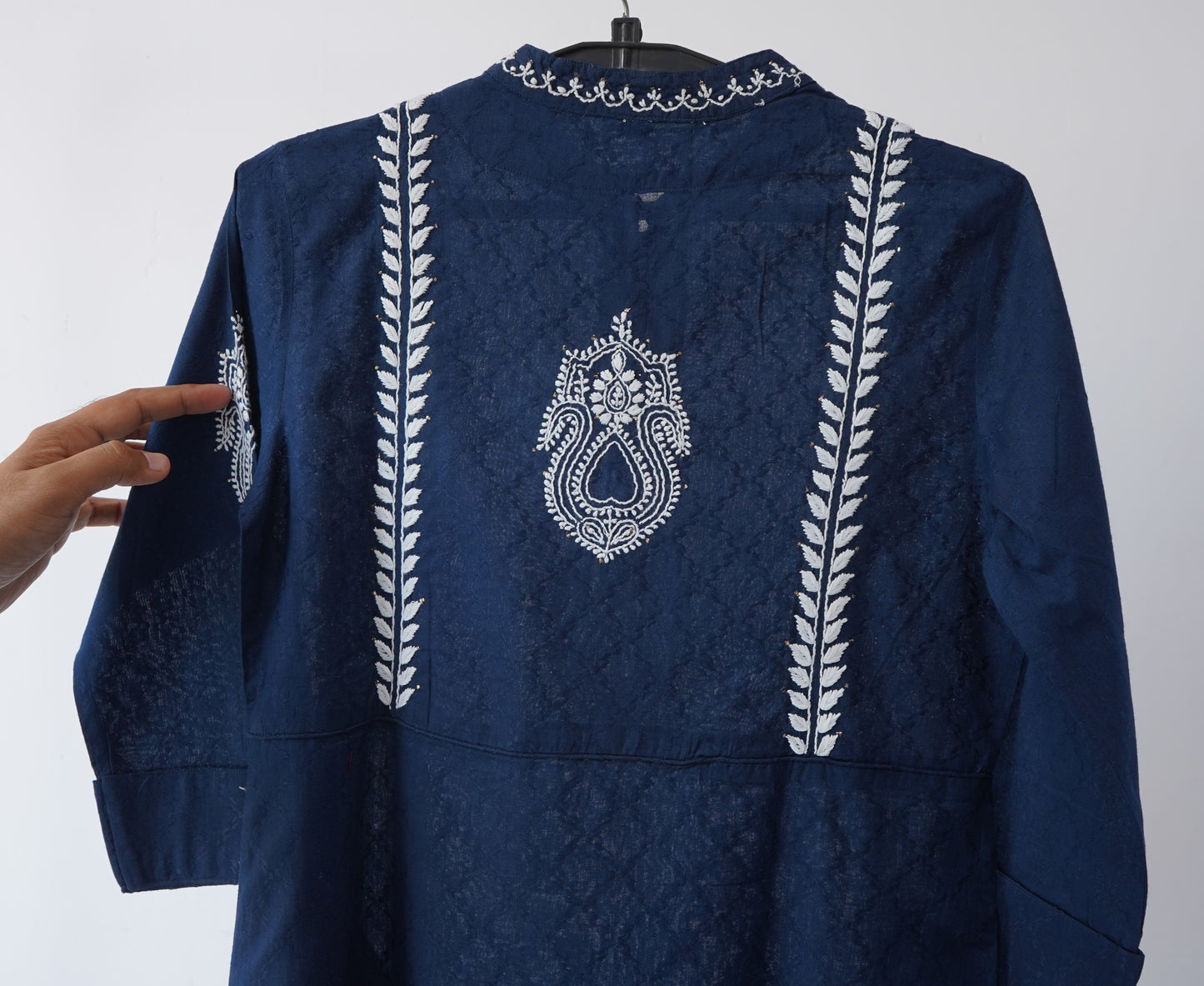 L7-P12: Navy Blue Cotton Chikankari Kurta (XS)