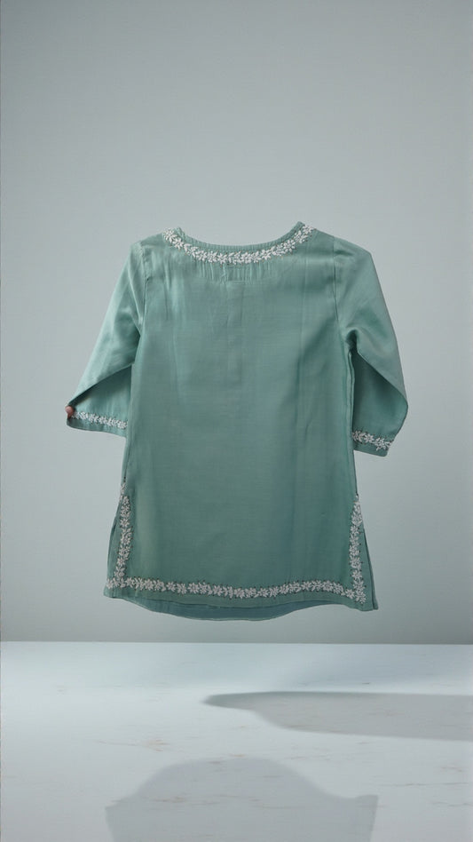 L7-P13: Sage Green Silk Short Top (XS)