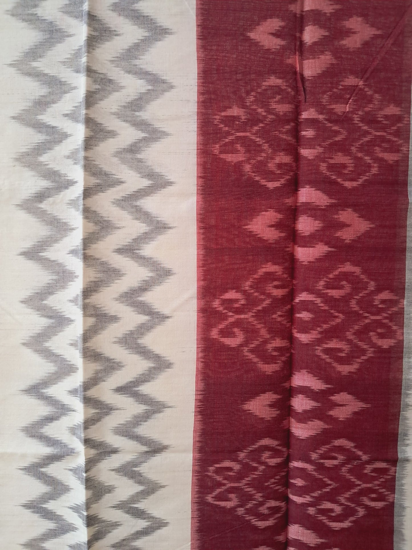 L9P19: Black White and Red Dupatta