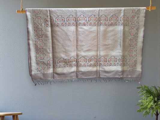 L8P03: Light Onion Pink Brocade Banarasi saree