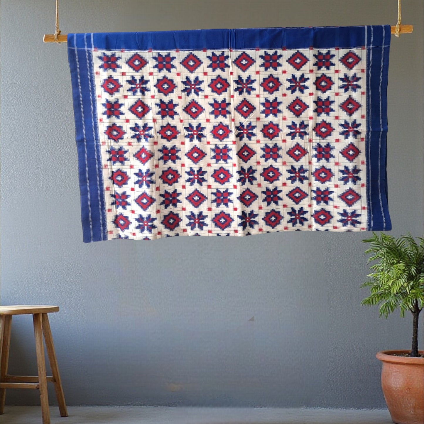 L9P05: Red and Blue Saree