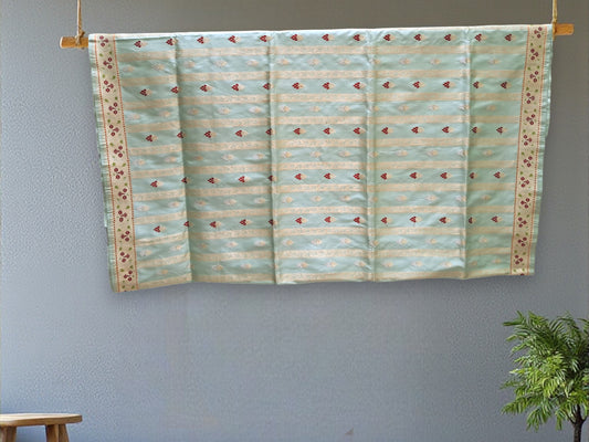 L8P06: Cyan Kadhua Banarasi saree