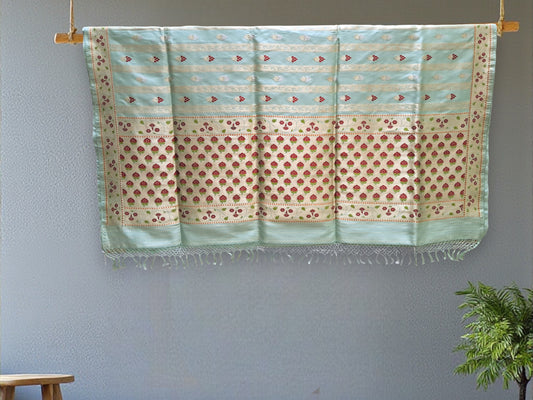 L8P06: Cyan Kadhua Banarasi saree