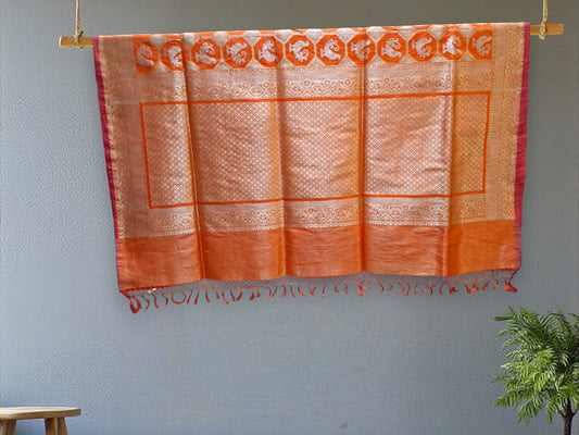 L8P11: Orange Kadhua Banarasi saree