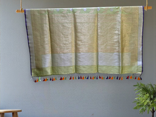 L8P12: Light Pista Green Kadhua Banarasi saree