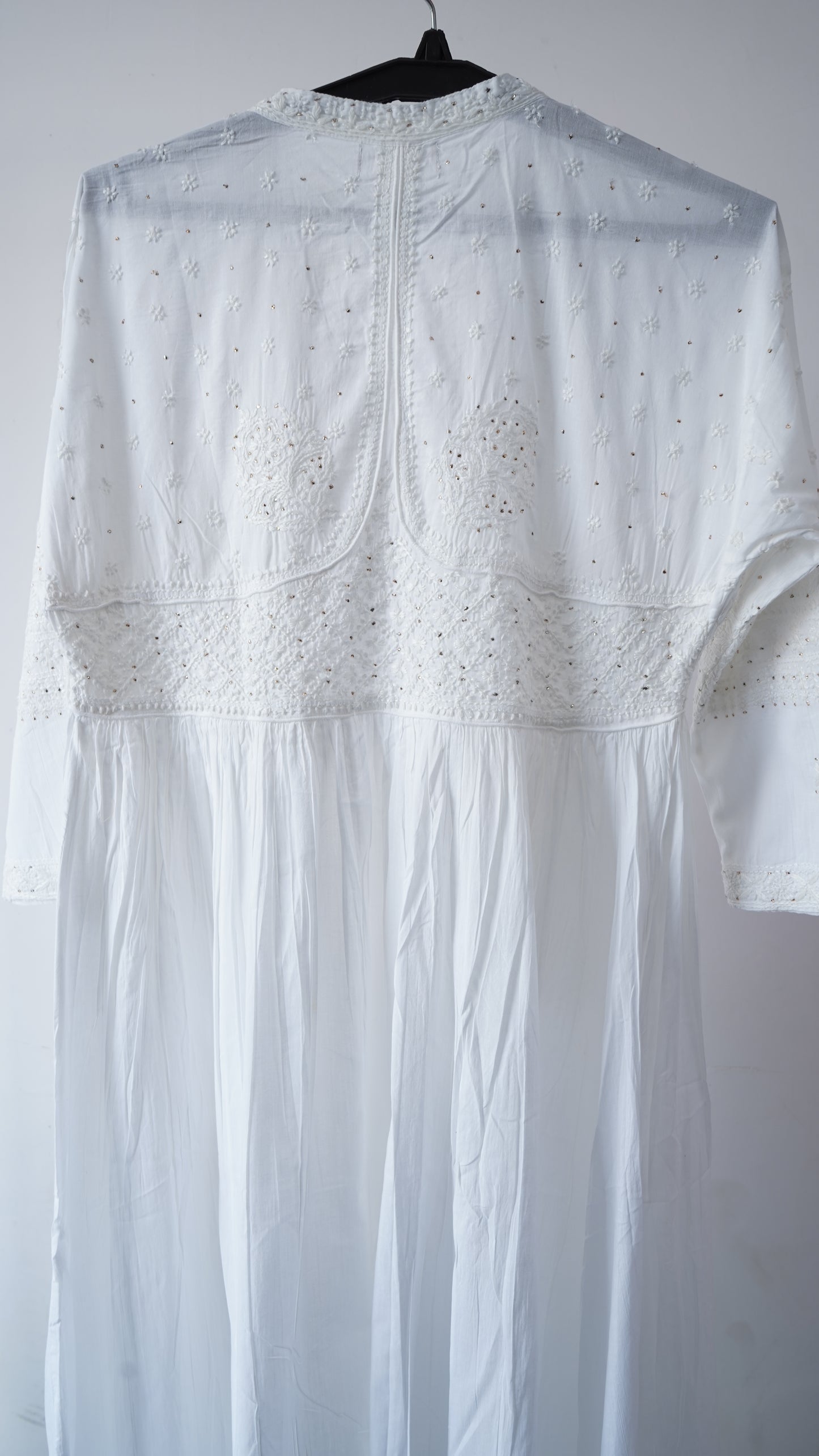 L7-P28: White Cotton Angrakha Kurta (L)