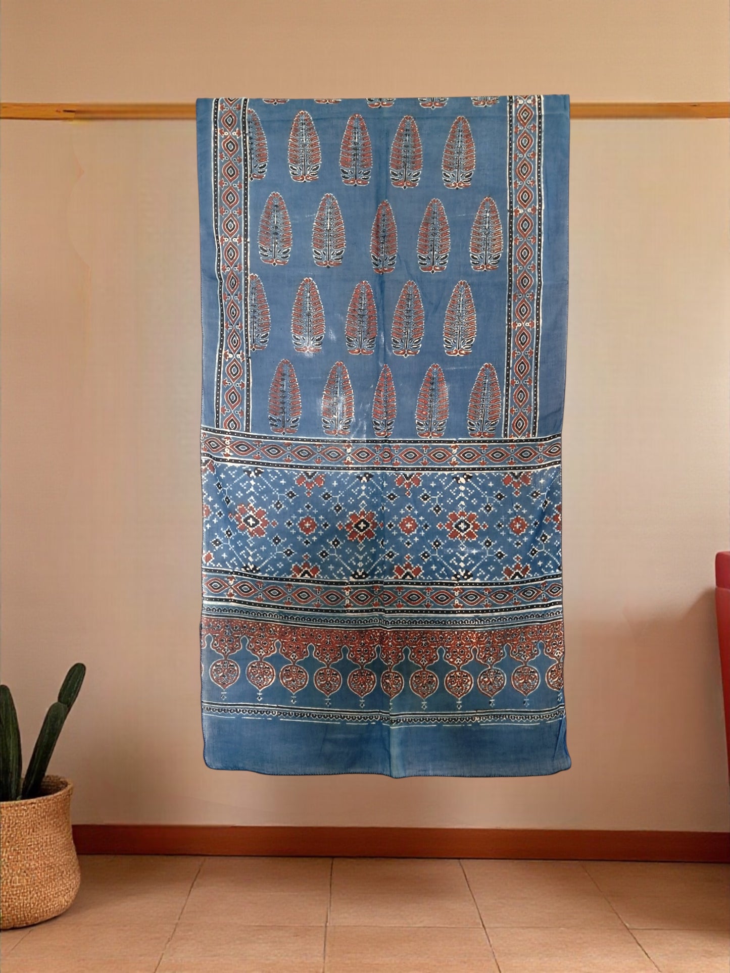 L4-P13: Indigo Leaf Cotton Stole
