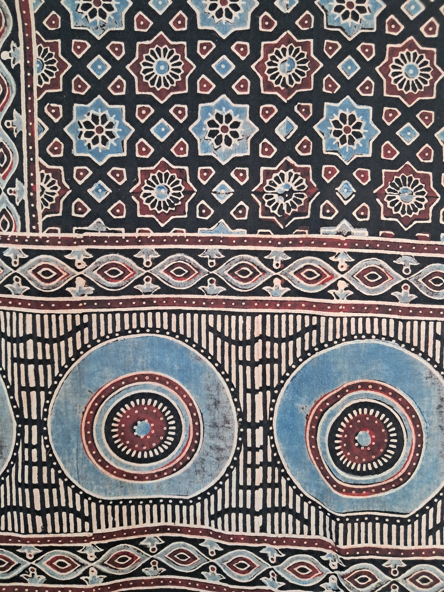 L4-P19: Black Mehrab Viscous Saree (Modal Silk)