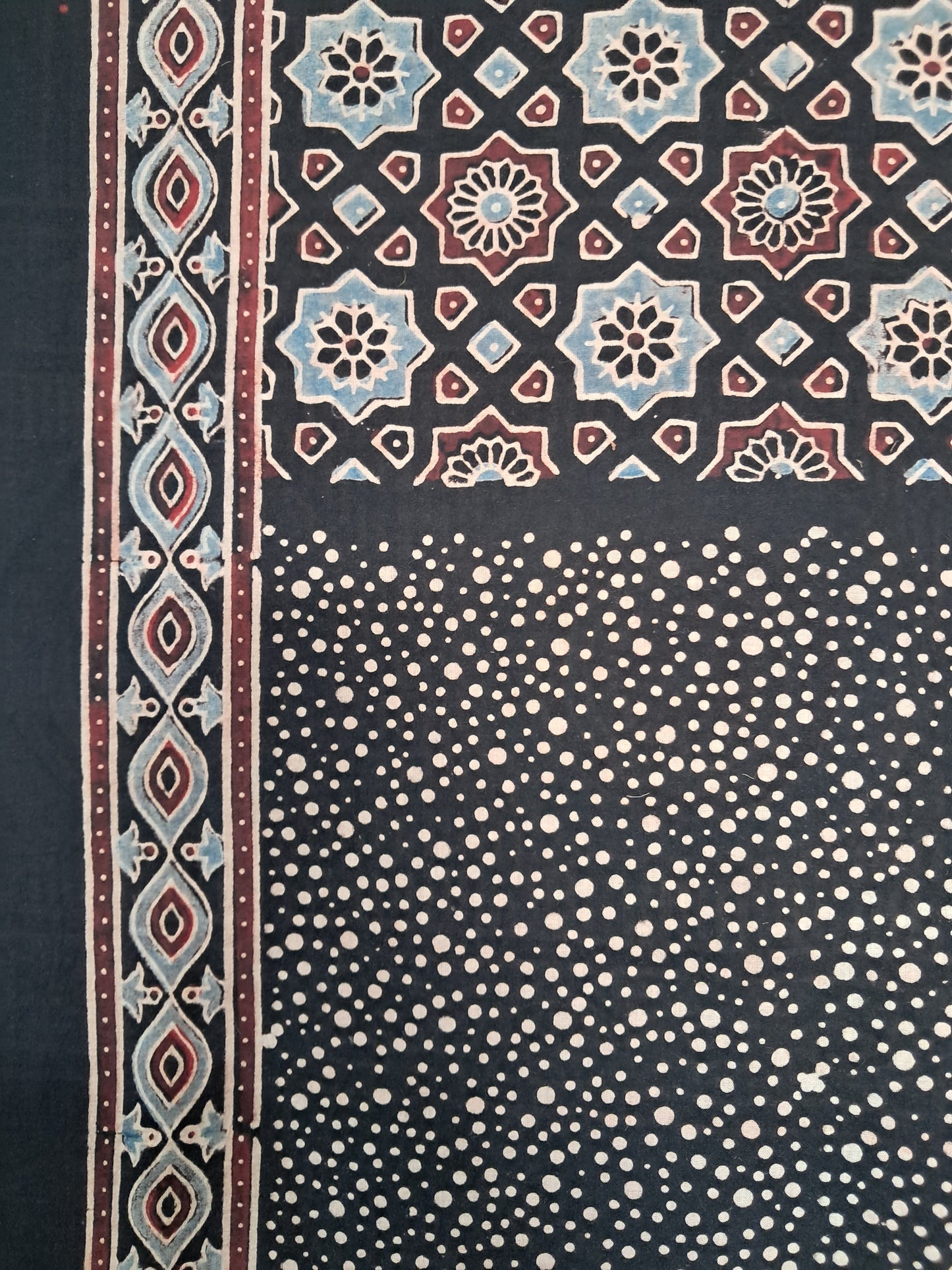 L4-P19: Black Mehrab Viscous Saree (Modal Silk)