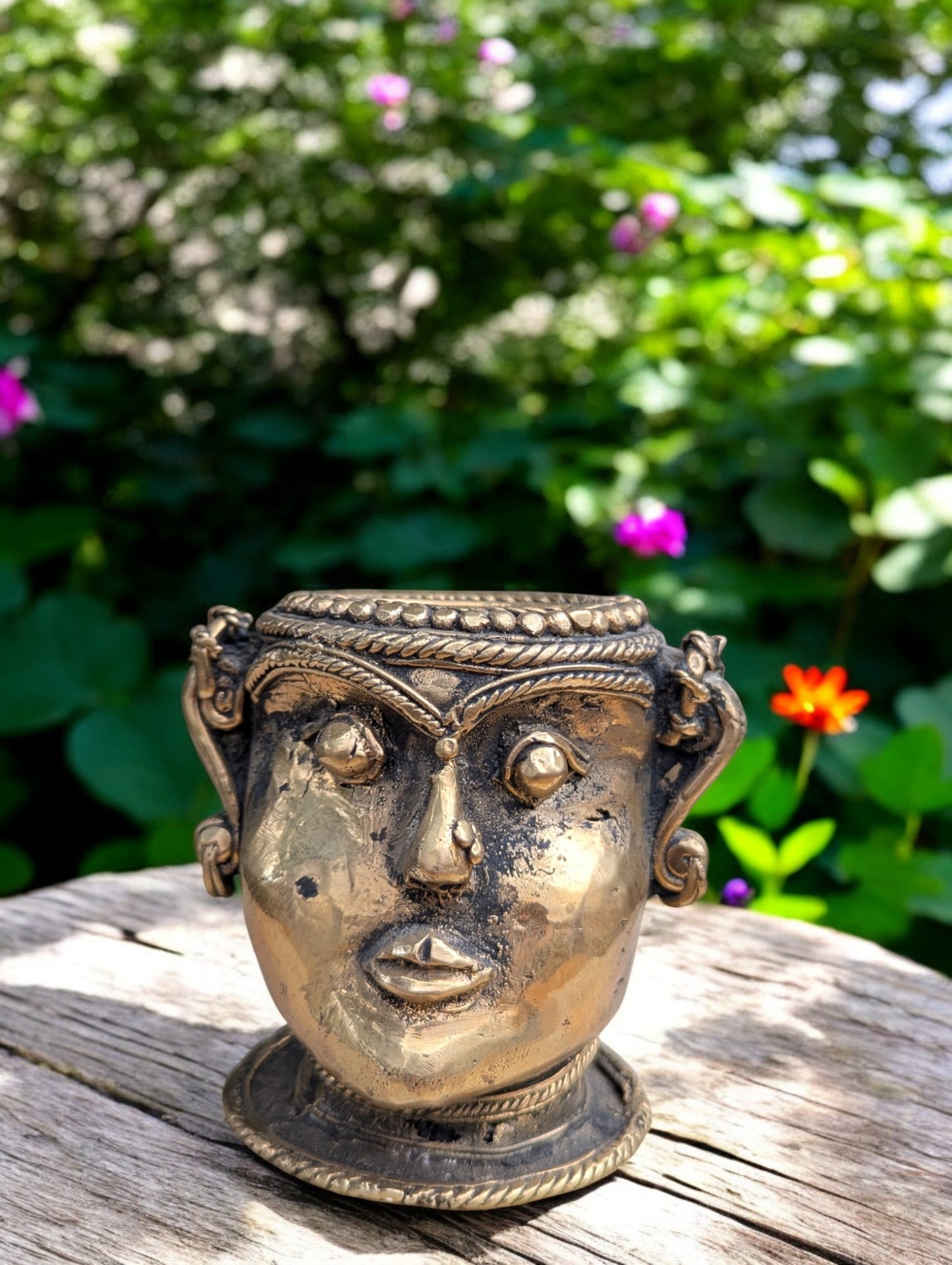 L3-P11-V6: Female Face