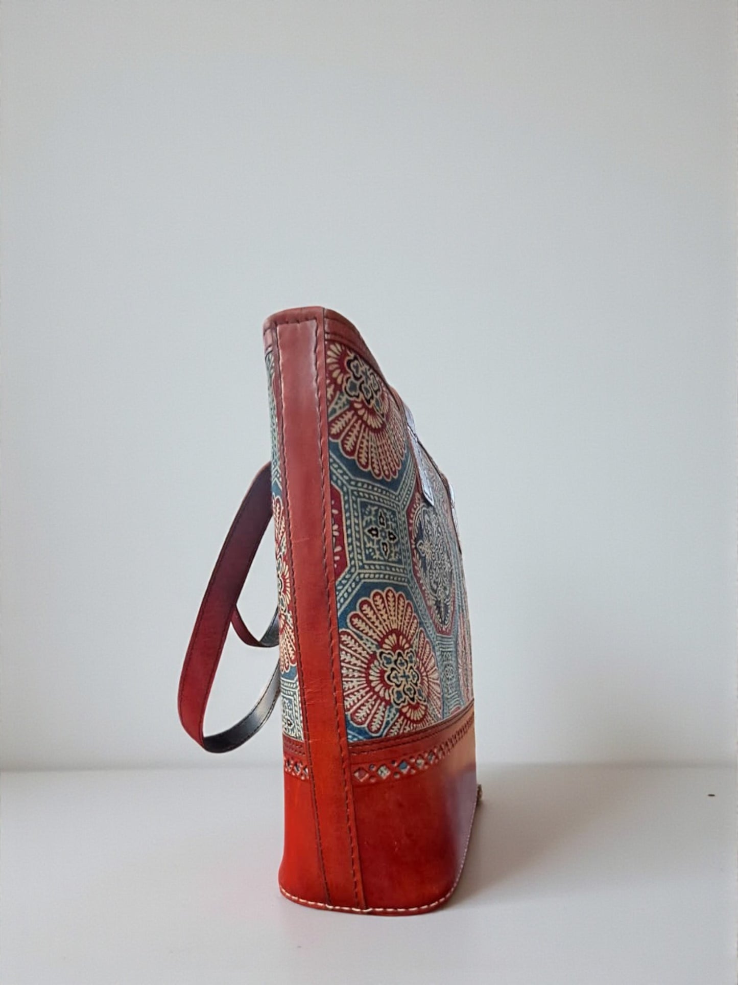 L5-P23: Ajrakh and Leather Office Bag