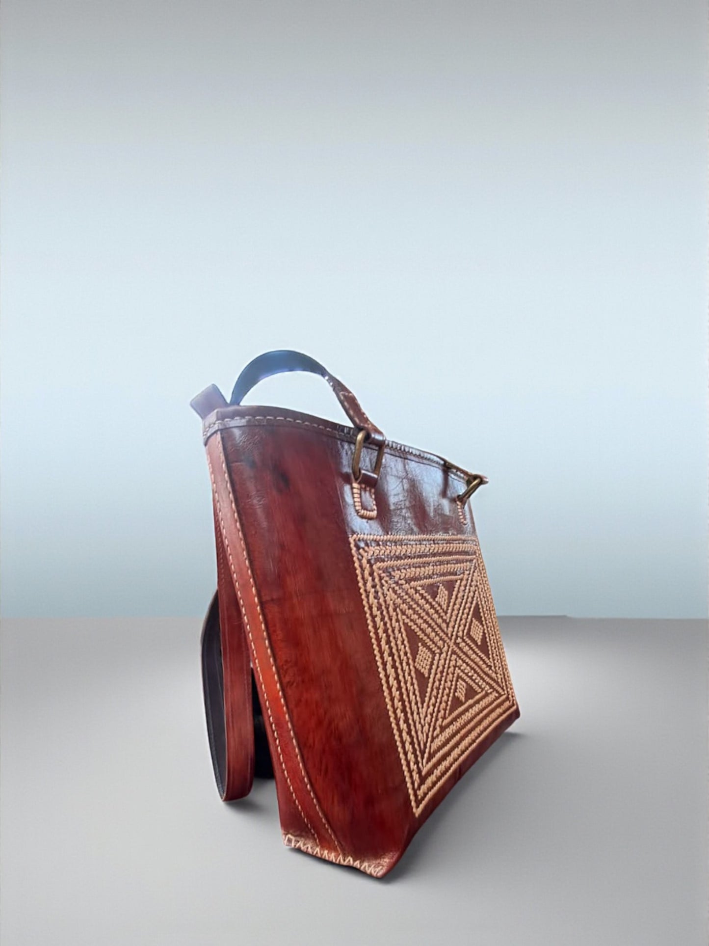 L5-P26: Large Dedhi Leather Office Bag
