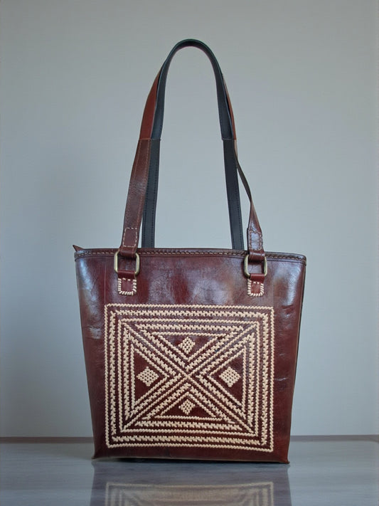 L5-P26: Large Dedhi Leather Office Bag