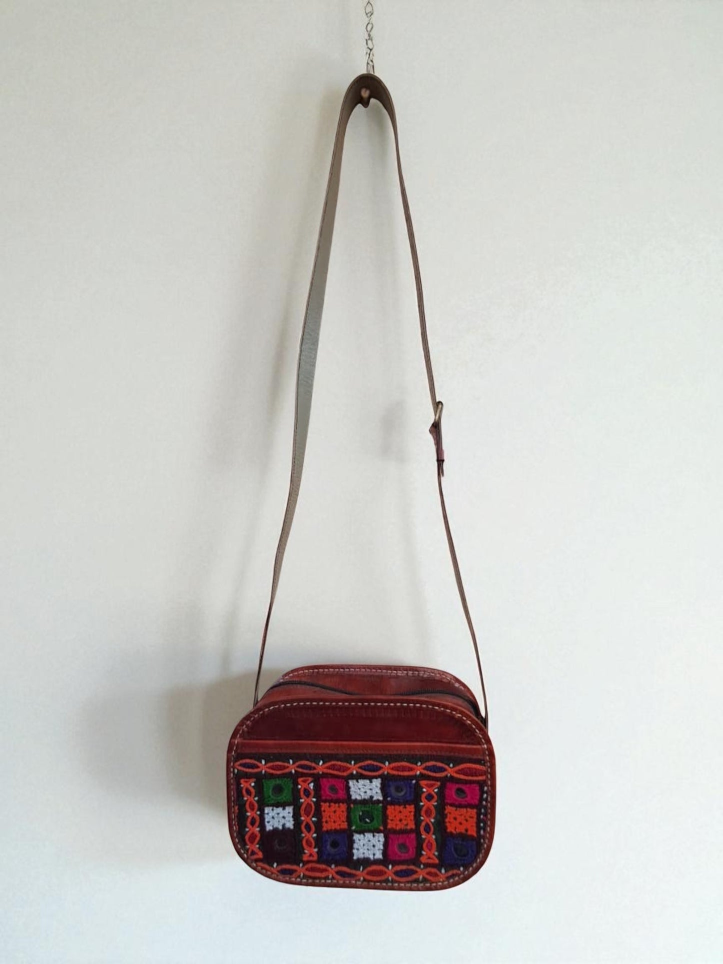 L5-P27: Small Mirror Leather Bag