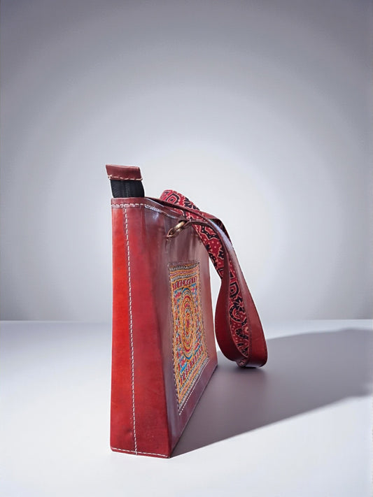 L5-P19: Embroidered Office Leather Bag