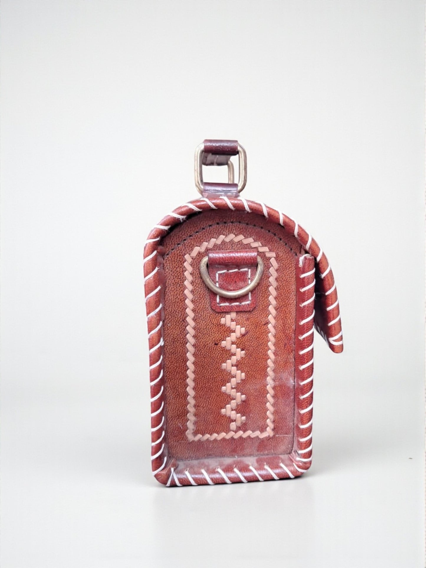 L5-P12: Box Leather Bag