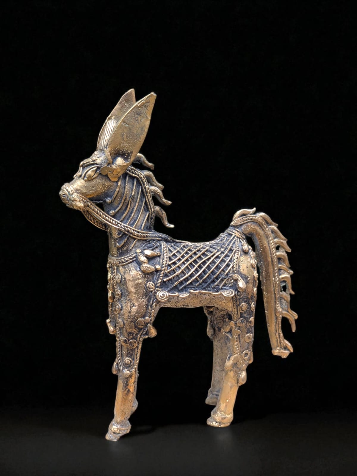 L3-P07-V1: Royal Horse