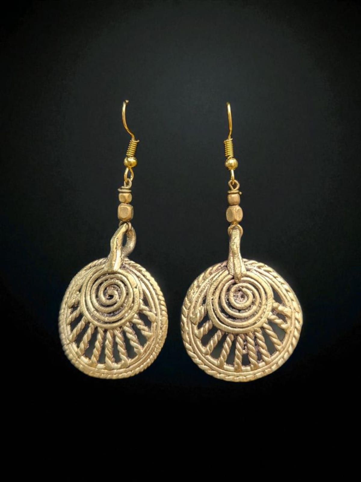 L3-P09-V4: Eye of the Forest Earring