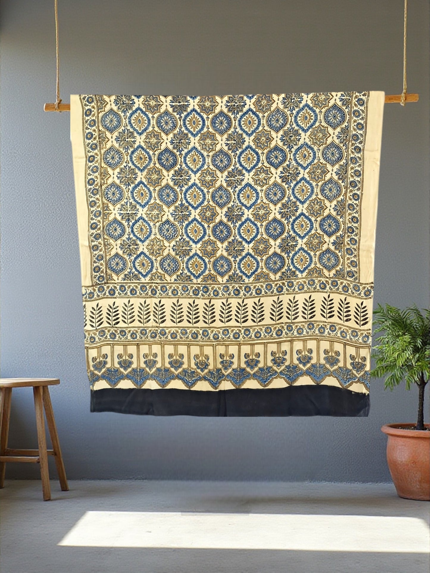 L4-P06: Cream Viscous Dupatta (Modal Silk)